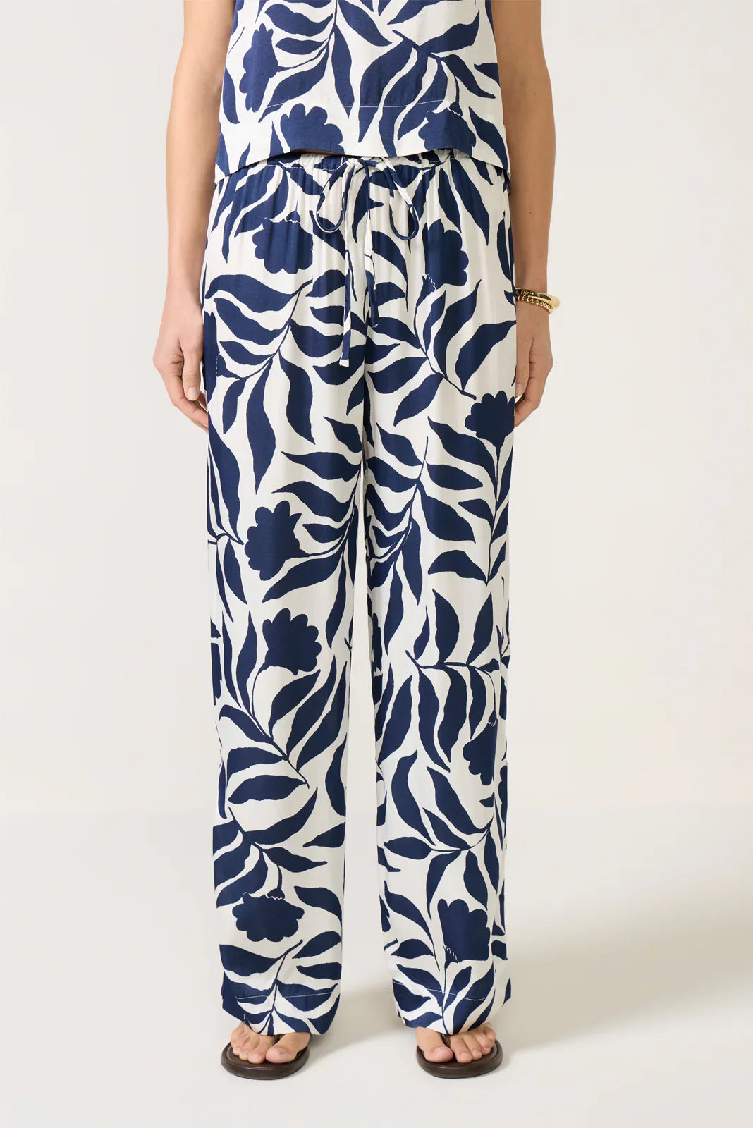 Drawcord Flowy Pant