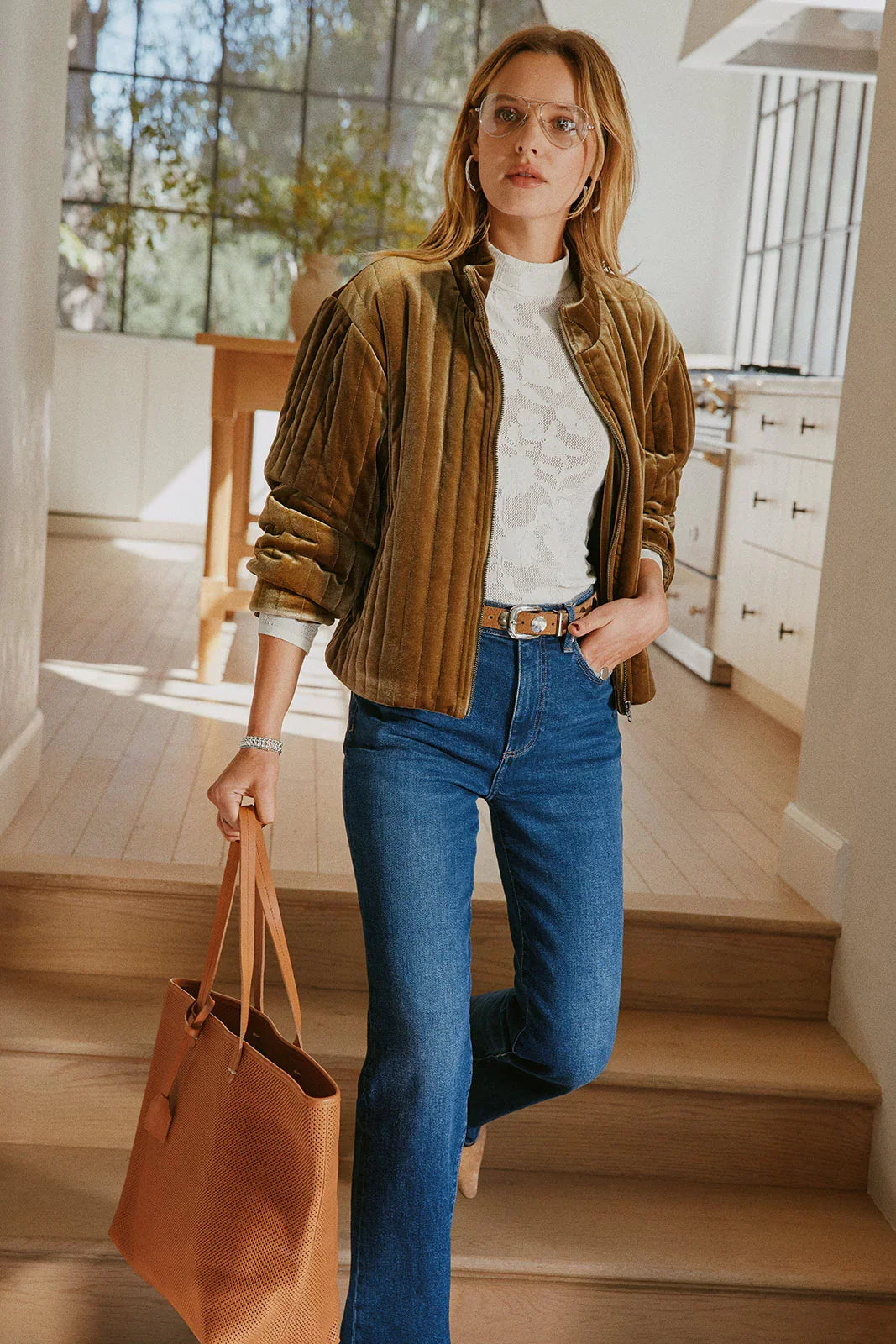 Evie High Rise Slim Bootcut Jean