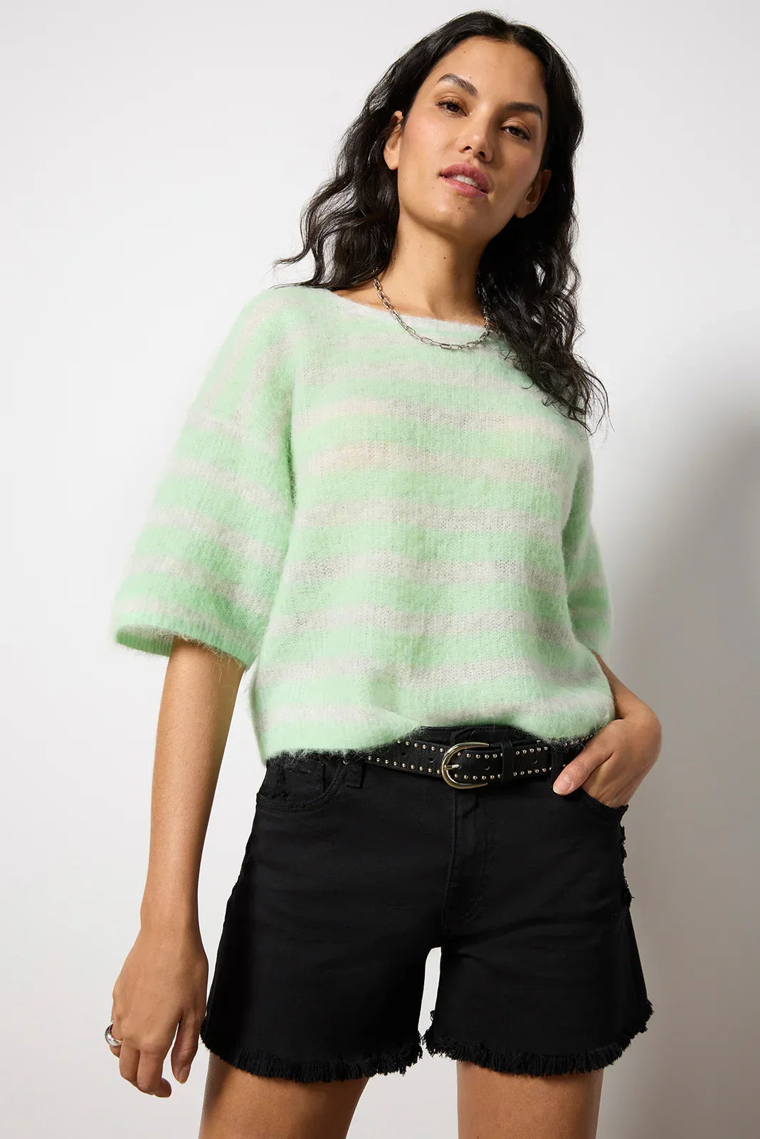 Nenybay Short Sleeve Pullover
