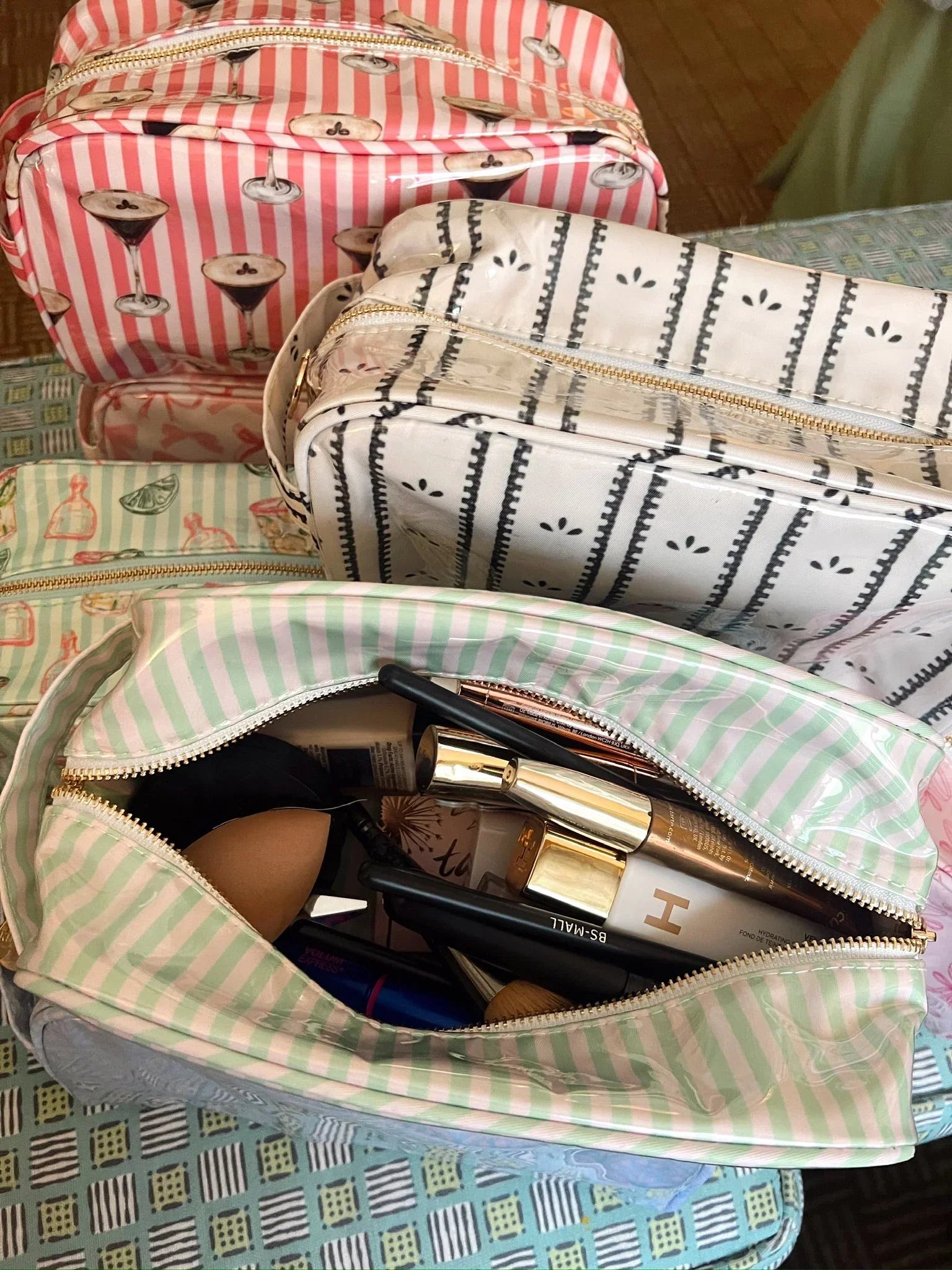 KenzKustomz Clear Coat Toiletry Dopp Kit